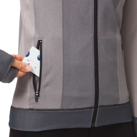 Lululemon Ebb to Train Jacket *Abstract
Black / Dark Chrome
New with Tags - Picture 14 of 17